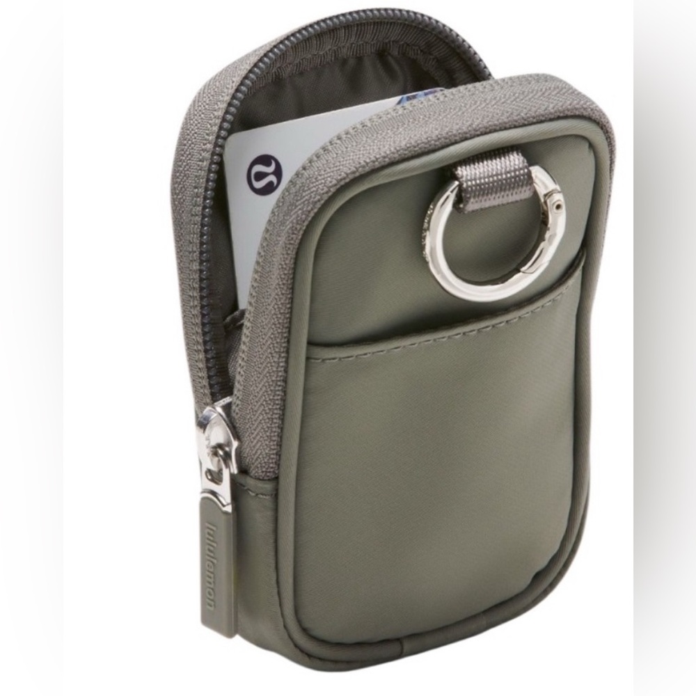 NWT Lululemon City Essential Bag + Nano Clip Pouch – Sage Grey  (Set) - Picture 5 of 15